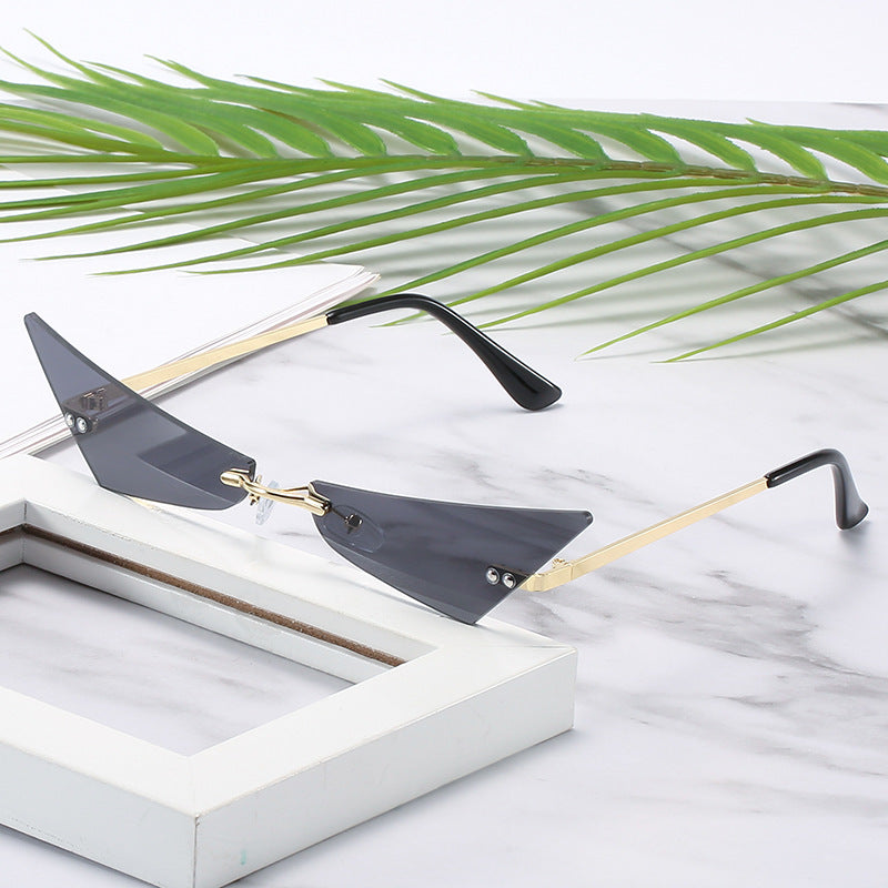 Unisex Retro Cat-Eye Sunglasses