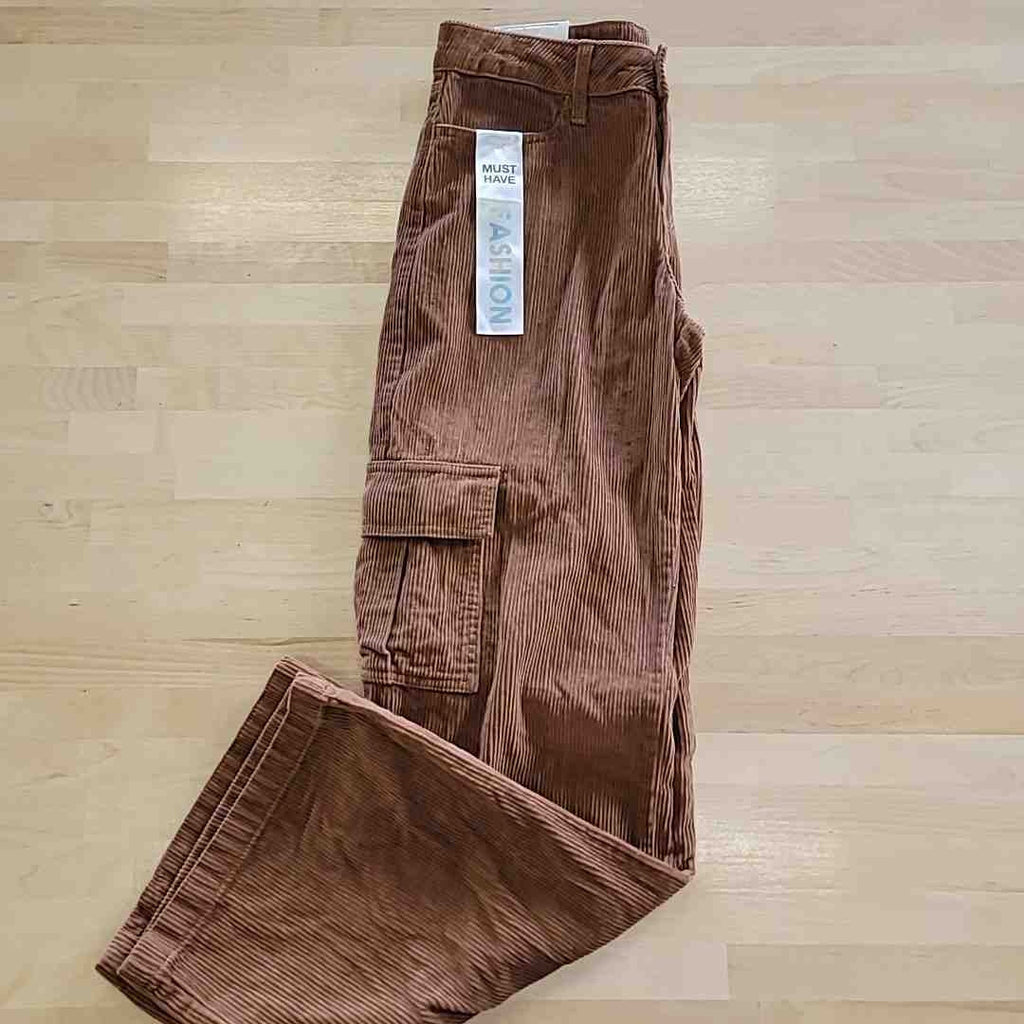 Tinceltown Corduroy Low-Rise Cargo Jeans – Pecan, Size 1