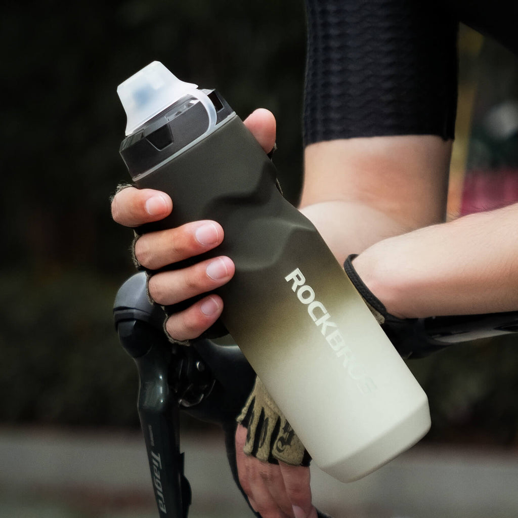 Bike Water Bottle with Soft-Touch Grip & Pull-Top Lid - 600/750ml